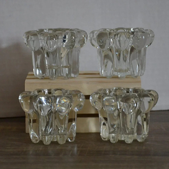 Four Vtg Tealight holders - Picture 1 of 4